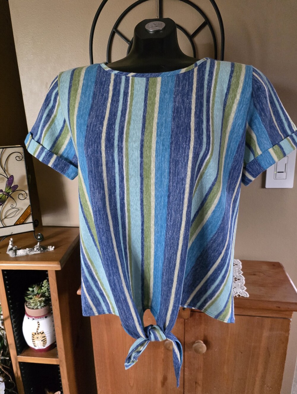 Kim & Cami Striped Tie-Front Cotton Poly Blend Top in Blue & Green Size M
